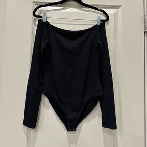Black off the shoulder Long Sleeve Bodysuit